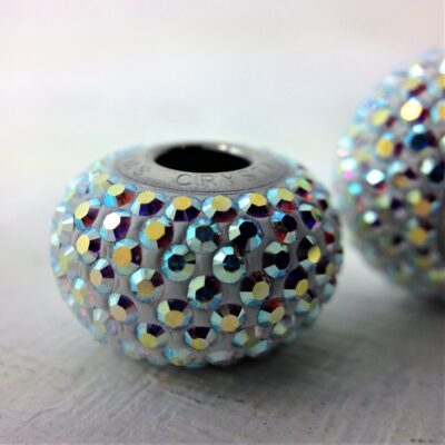 Charm Pavé métal rhodié orné de cristaux Swarovski Aurore Boréale AB