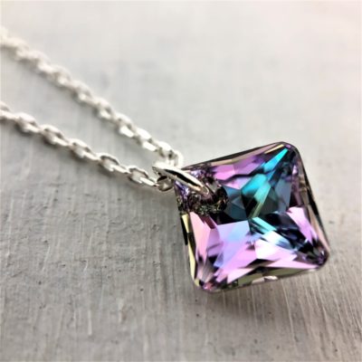 Pendentif carré Princesse cristal Swarovski Vitrail Light sur chaine argent